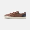 Pier One Unisex - Sneakers Laag - Cognac 1 Pier One Unisex - Sneakers Laag - Cognac -Pier One 0345d60114fc49bd8eb2523800c38251