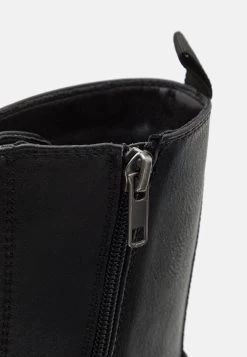 Pier One Veterboots - Black 13 Pier One Veterboots - Black -Pier One 039c123f8b4b4151b8d0bff251574ade