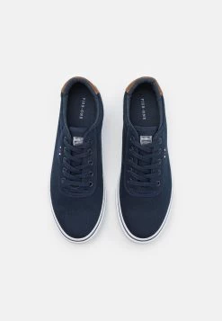 Pier One Unisex - Sneakers Laag - Dark Blue 11 Pier One Unisex - Sneakers Laag - Dark Blue -Pier One 049a6048357643c19e06f6250da760cc