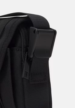 Pier One Unisex - Schoudertas - Black -Pier One 1151f55be65e4724bfd8dfd4956f9cf7