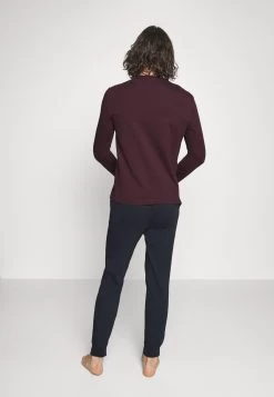 Pier One Pyjama -Dark Blue/Bordeaux 10 Pier One Pyjama -Dark Blue/Bordeaux -Pier One 34a871e63fd34211ac4e777f2698adc7