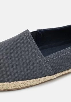 Pier One Unisex - Espadrilles - Dark Grey 13 Pier One Unisex - Espadrilles - Dark Grey -Pier One 401b2a9b74114e80a73dde61f7ec34a5
