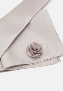 Pier One Set - Overige Accessoires - Silver -Pier One 452e98d41bb04aa69987b4e354cb6b93