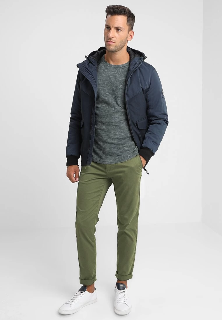 Pier One Chino - Dark Green 3 Pier One Chino - Dark Green - Afbeelding 2