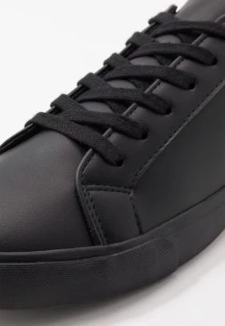 Pier One Unisex - Sneakers Laag - Black 13 Pier One Unisex - Sneakers Laag - Black -Pier One 4b9fcbc04e2a4ee3a96fa0f2fefe6cba