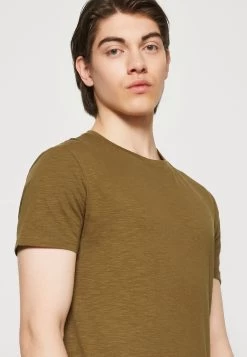 Pier One 5 Pack - T-Shirt Basic - Black/Light Blue/Khaki/Mint/Beige -Pier One 54e4eb47d150489faf0f2a6348817fd5