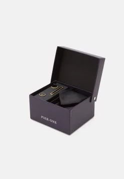 Pier One Set - Pochet - Black -Pier One 694a847acb5d4452be025fc6f3dd0a29