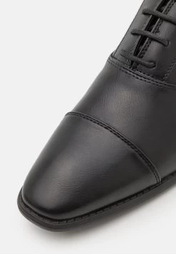 Pier One Unisex - Sportieve Veterschoenen - Black -Pier One 8eed937176a24183863e83a88f477893