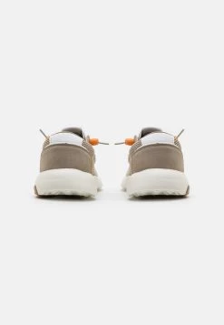 Pier One Sneakers Laag - Beige 10 Pier One Sneakers Laag - Beige -Pier One ad862475ed104d2c8b4c14920f66ce8f