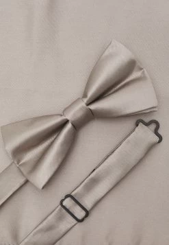 Pier One Set - Pochet - Stone 13 Pier One Set - Pochet - Stone -Pier One c079acf21d984f87a5a118594b813079