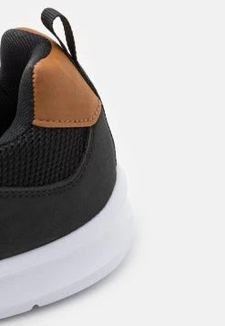 Pier One Sneakers Laag - Black -Pier One c27a38d4731b4862bd351e1d2e7f997b