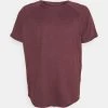 Pier One Plus Size - T-Shirt Basic - Bordeaux -Pier One c723fe740fde4c70a29c58baf8cfec4a