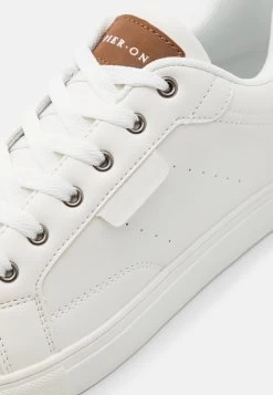 Pier One Sneakers Laag - White 13 Pier One Sneakers Laag - White -Pier One deb0204c481f45328622c04006a03e30